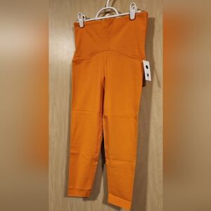 Spanx Booty Boost 7/8 Legging - MEDIUM